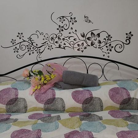 Il Nido Apartment Pontedera Luaran gambar