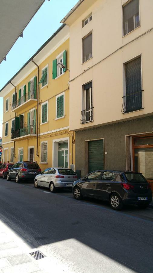 Il Nido Apartment Pontedera Luaran gambar