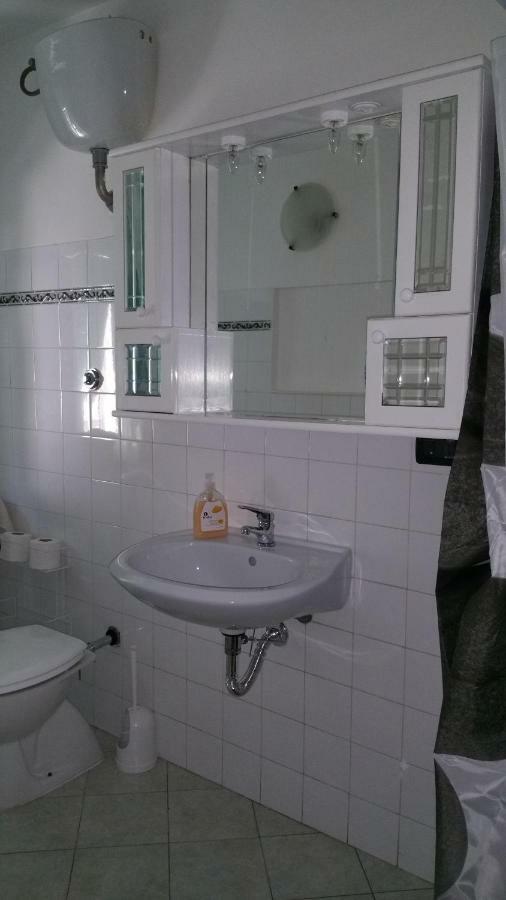 Il Nido Apartment Pontedera Luaran gambar
